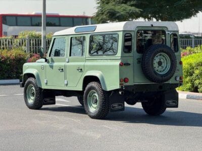 Land Rover Defender 2016