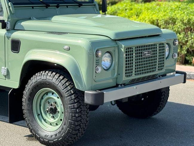 Land Rover Defender 2016