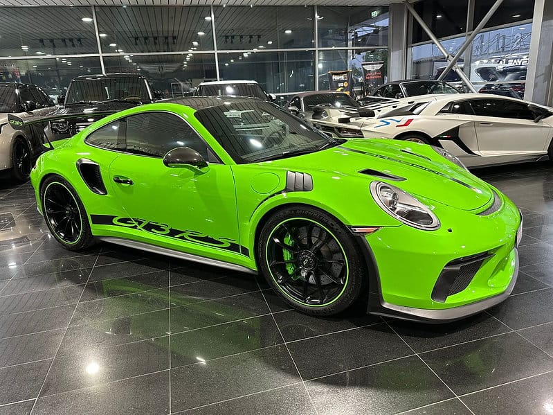 Porsche GT3 RS 2019 high-performance track-focused sports car