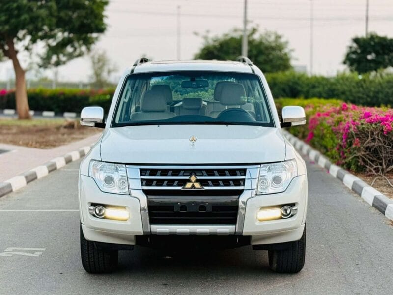 MITSUBISHI PAJERO 3.0L 2022 GCC VERY GOOD CONDITION