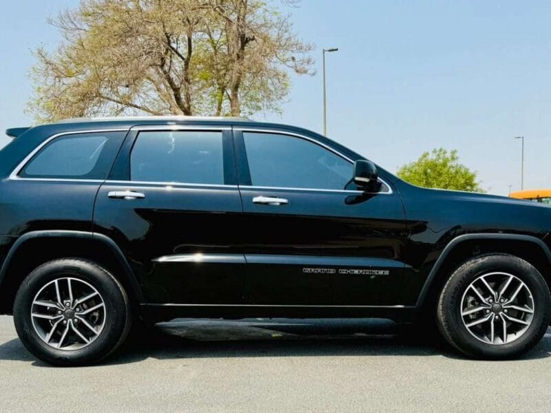 JEEP CHEROKEE 3.6L 2020 GCC Very Good Condition