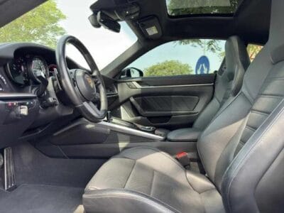Porsche 911 Turbo S 3.8L (640 HP) Coupe GERMAN SPEC NEAT AND CLEAN