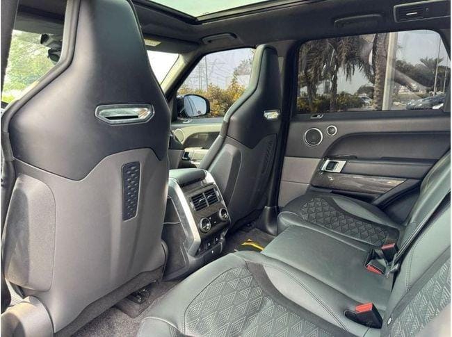 Land Rover Range Rover Sport SVR 5.0L 2019 (575 HP) AWD GERMAN SPEC FULL-SERVICE HISTORY