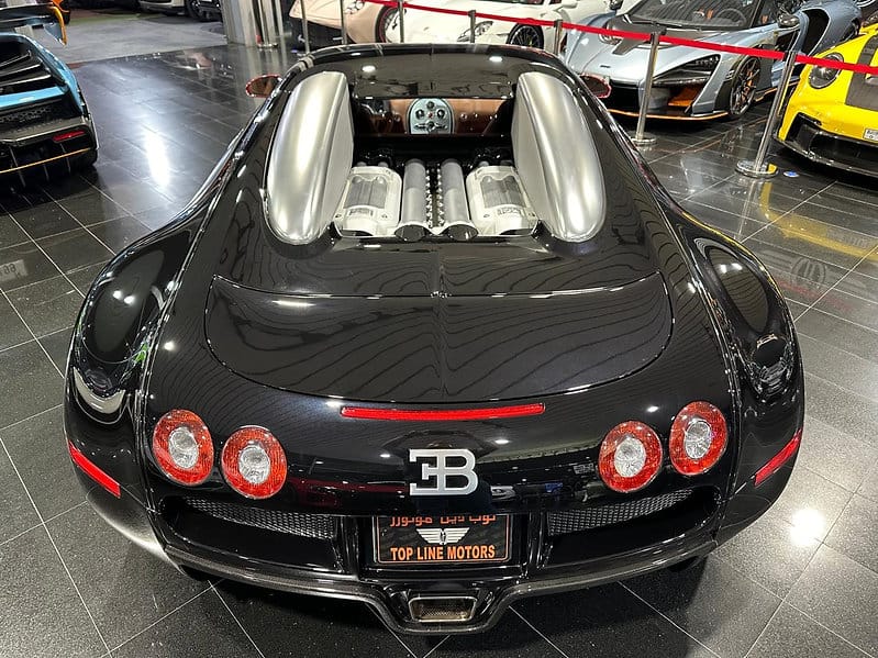 Bugatti Veyron 2009 extreme performance hypercar