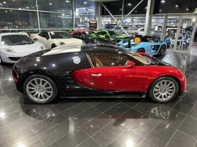 Bugatti Veyron 2009 extreme performance hypercar
