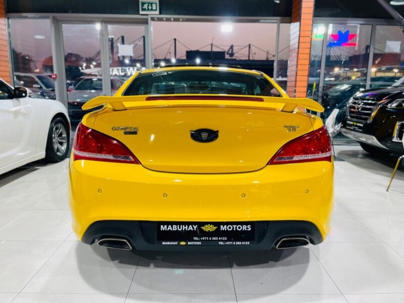 Hyundai Genesis Yellow 2011