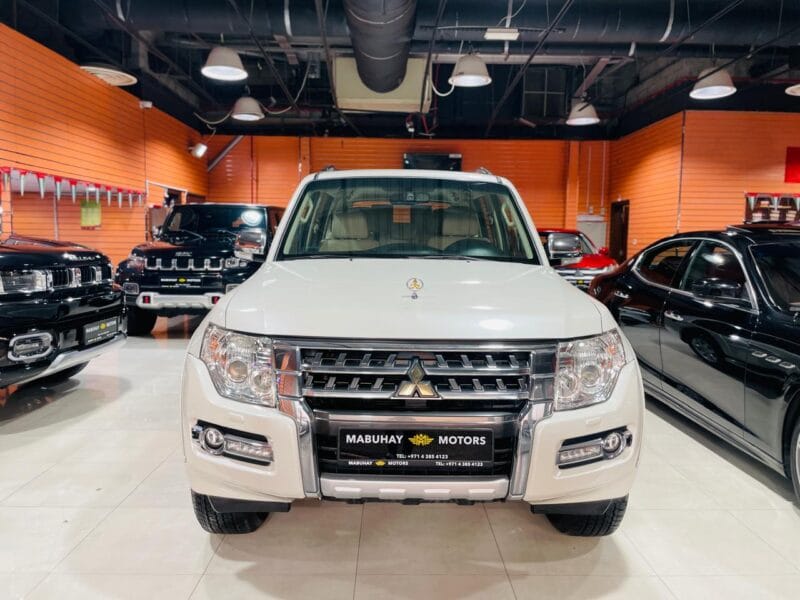 MITSUBISHI PAJERO GLS WHITE 2020