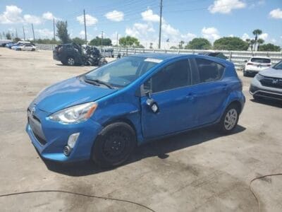 Toyota Prius C 2015