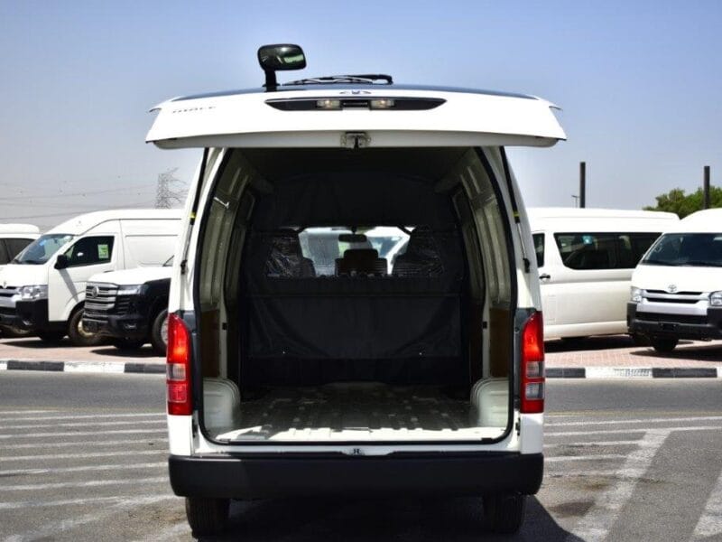 2025 MODEL TOYOTA HIACE DELIVERY VAN HIGH ROOF 2.7L PETROL MANUAL TRANSMISSION – EURO4
