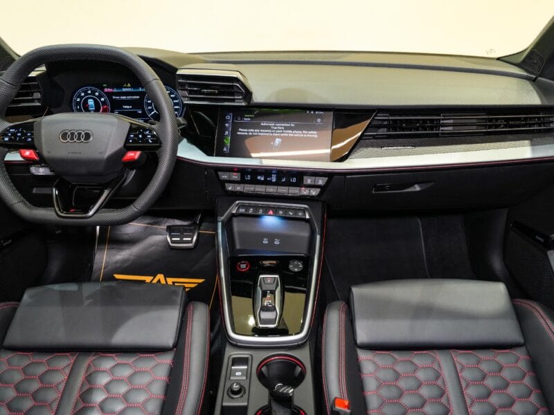 AUDI RS 3 2025
