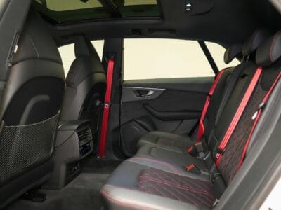 AUDI S Q8 2024