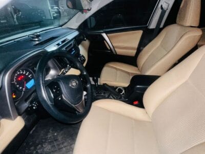 Toyota RAV4 EX 2019