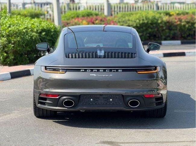 Porsche 911 Carrera S 3.0L (444 HP) Coupe