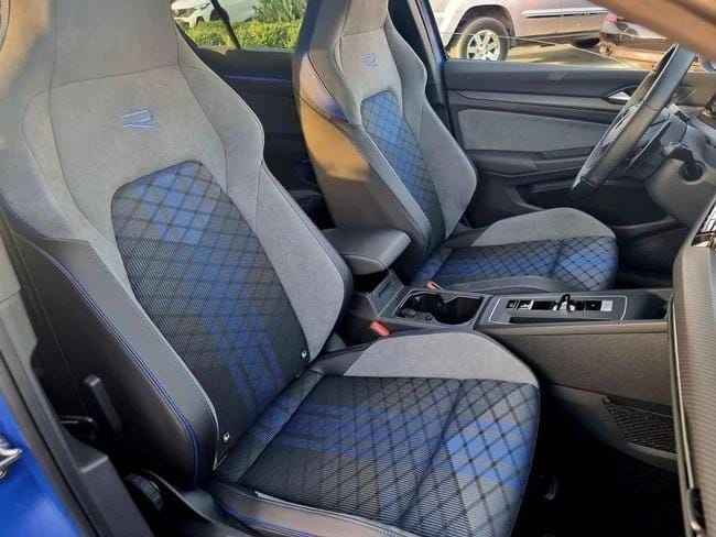 Volkswagen Golf R Base 2.0T 2022