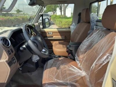 Toyota Land Cruiser Pick Up 2025 GCC SPEC