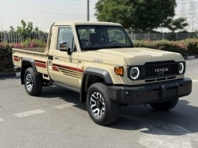 Toyota Land Cruiser Pick Up 2025 GCC SPEC