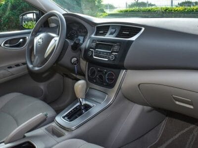 Nissan Sentra 2019