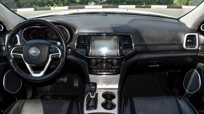 Jeep Grand Cherokee Summit 5.7 L V8 2021