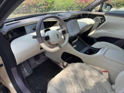 Avatr 11 Premium AWD 2025 GCC SPEC UNDER WARRANTY