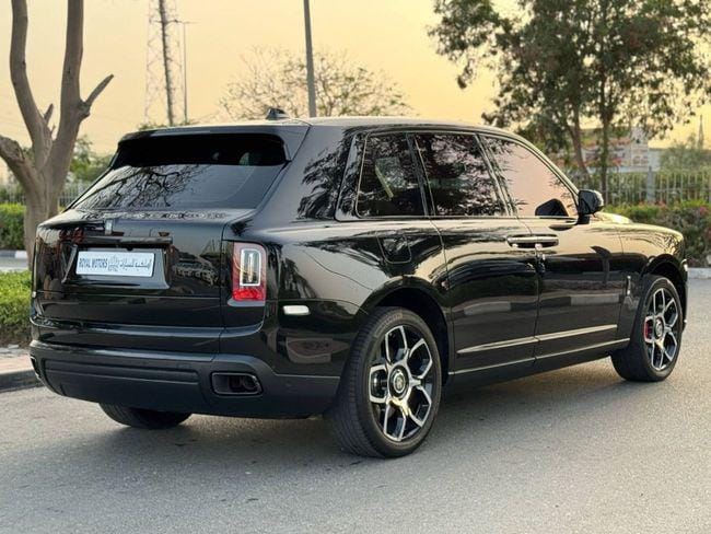 Rolls-Royce Cullinan BLACK BADGE 2022 GCC SPEC NEAT AND CLEAN