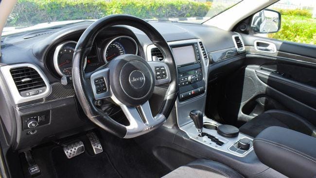 Jeep Grand Cherokee SRT 6.4 L V8 2013