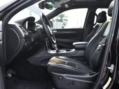 Jeep Grand Cherokee 3.6L V6 2020 With SRT Badge