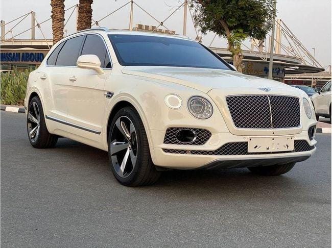 Bentley Bentayga Std 2017 GCC SPEC NEAT AND CLEAN