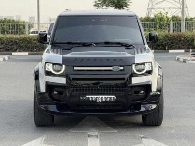 Land Rover Defender P400 90 X 3.0L 2021 (6 Seater) GCC SPEC UNDER WARRANTY NEAT AND CLEAN