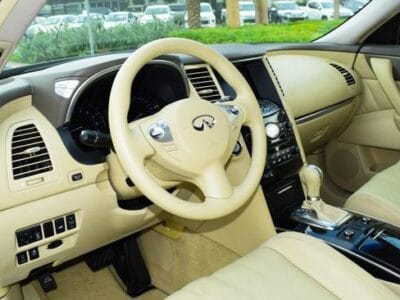 Infiniti QX70 3.7 2014