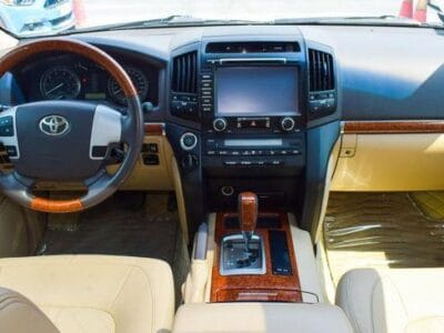 Toyota Land Cruiser GXR V6 2015