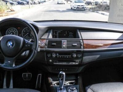 BMW X5M 2010