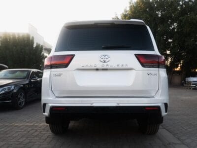 ARMORED TOYOTA LAND CRUISER 300 VXR 2023