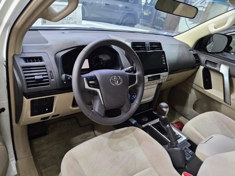 Toyota Prado 2023