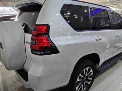 Toyota Prado 2023