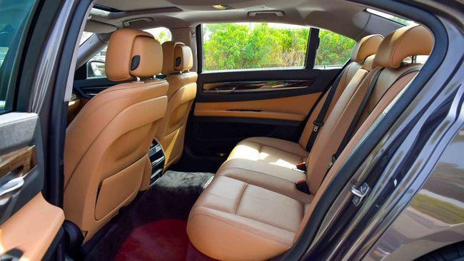BMW 730Li Li 2013