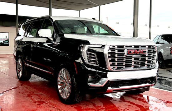 2025 GMC Yukon Denali 2025 VIP with TV