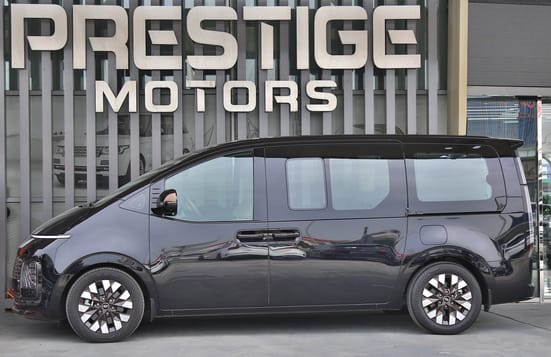 2022 Hyundai Staria VIP 4-seater GCC 2 Years Warranty