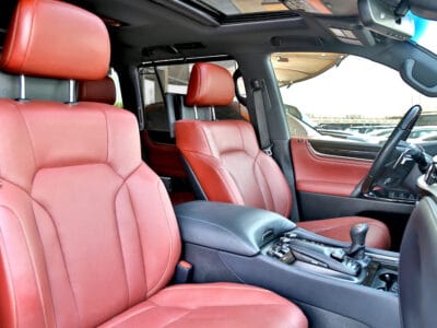 Lexus LX570 2019 Black Edition