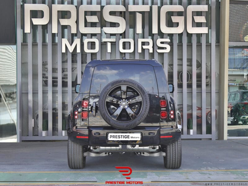 Land Rover Defender X-DYNAMIC 110 SE P400 AWD 2024 Local Registration + 10%