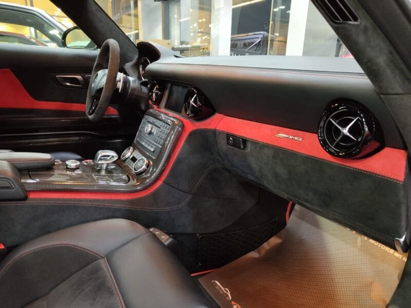 2014 Mercedes-Benz SLS Black Series