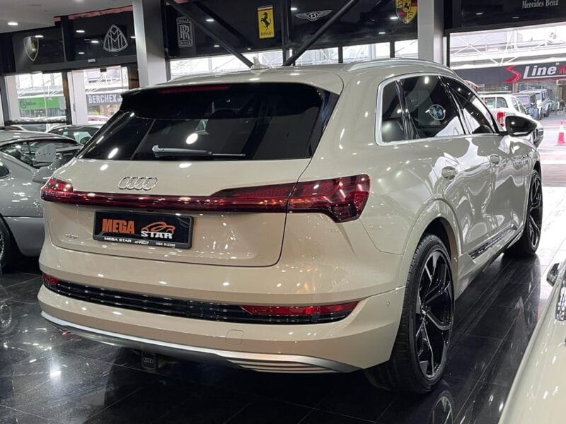 2019 Audi E-Tron