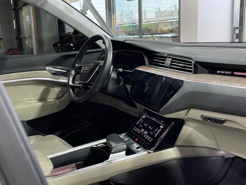 2019 Audi E-Tron