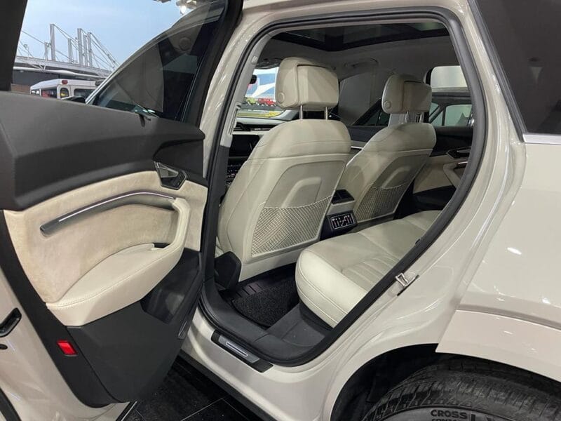 2019 Audi E-Tron