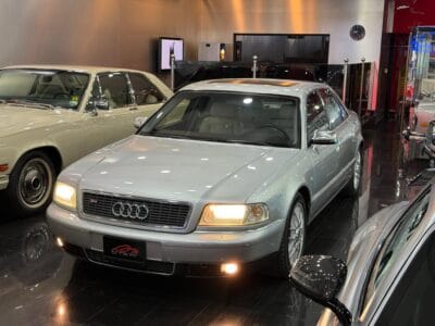 2001 Audi S8
