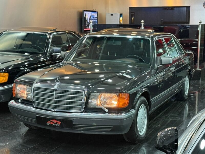1991 Mercedes-Benz 560 SEL