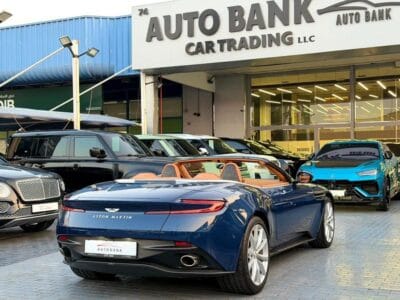 Aston Martin DB11 V8 Volante