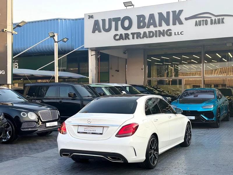 2020 Mercedes-Benz C-Class C200