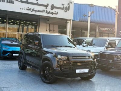 2023 Land Rover Defender 110 SE