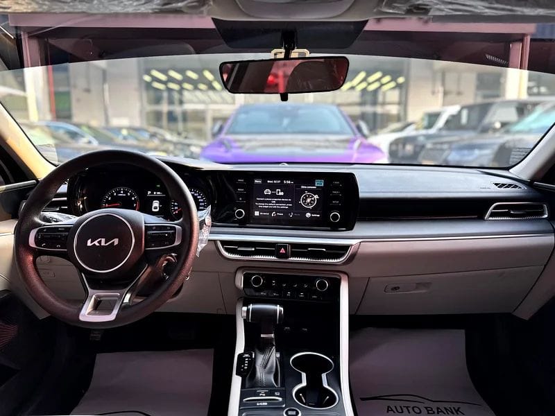 2023 Kia K5 GT-Line