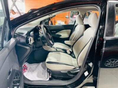 Nissan Sunny Black 2022